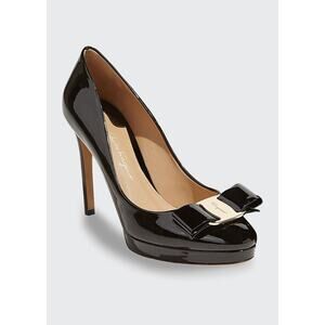 NIB FERRAGAMO OSIMO BLACK PATENT LEATHER VARA BOW LOGO PLATFORM PUMPS 8 B